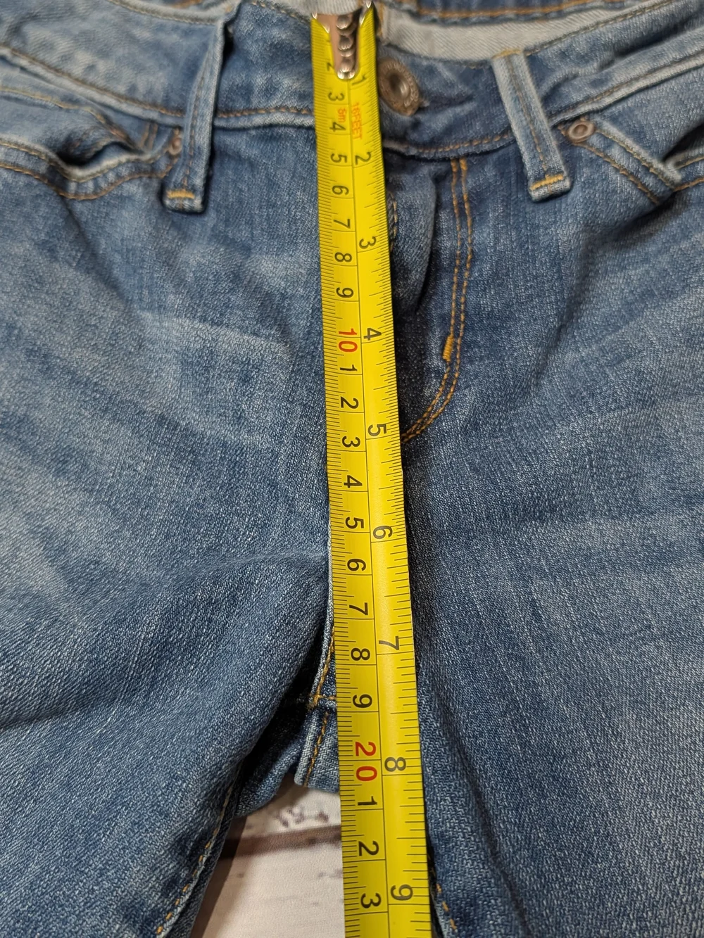 Rare Levi's Slight Curve Classic Rise Bootcut Jeans Size 0/25